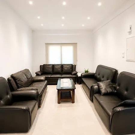 Spacious 2 Bdr Near Universities Apartament Nikozja