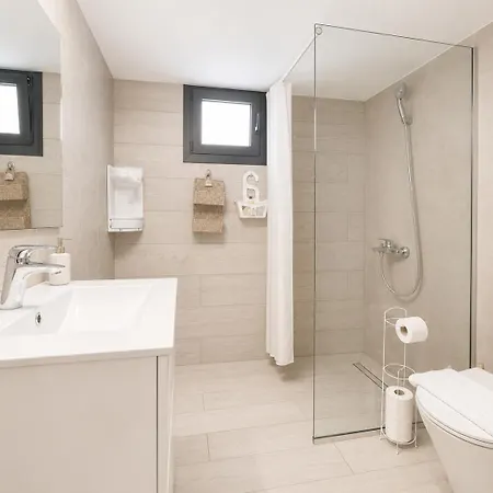 Spacious 2 Bdr Near Universities Nikozja